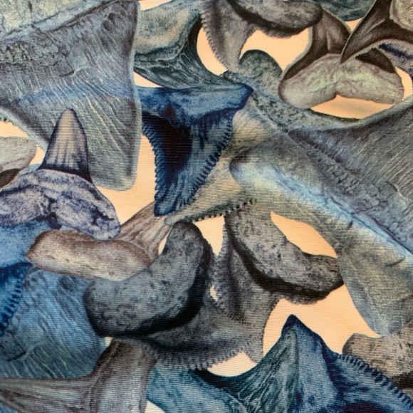 Reel Legends Shark Tooth Swim Trunks Men’s 2X NWOT - Picture 3 of 7